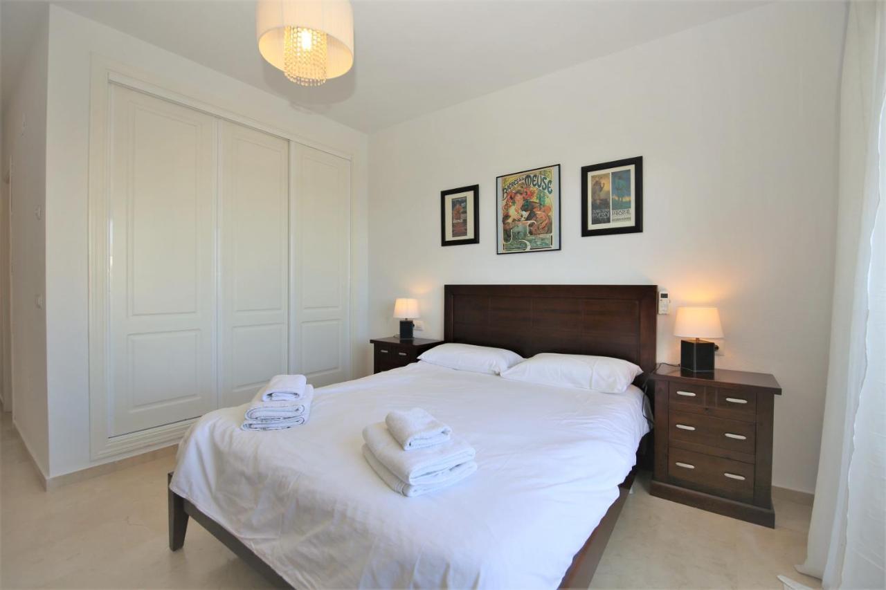 Apartment Pedro Estepona Ngoại thất bức ảnh